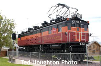 6133